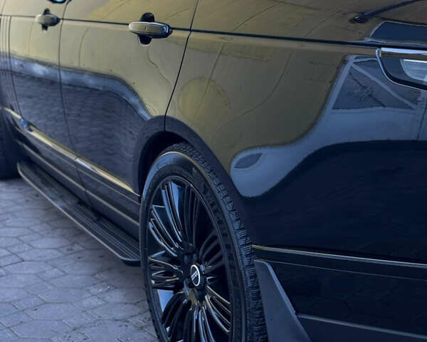 Черный Ленд Ровер Рендж Ровер, объемом двигателя 4.37 л и пробегом 227 тыс. км за 40000 $, фото 12 на Automoto.ua