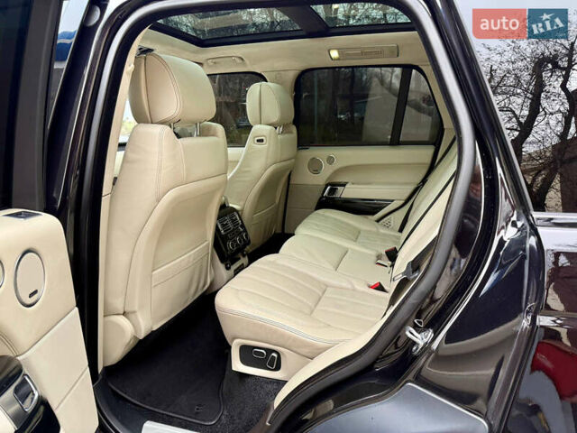 Чорний Ленд Ровер Рендж Ровер, об'ємом двигуна 4.4 л та пробігом 240 тис. км за 29500 $, фото 34 на Automoto.ua