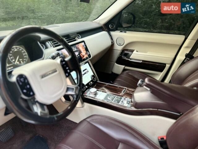 Чорний Ленд Ровер Рендж Ровер, об'ємом двигуна 4.37 л та пробігом 240 тис. км за 39900 $, фото 9 на Automoto.ua