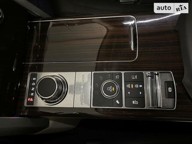 Черный Ленд Ровер Рендж Ровер, объемом двигателя 3 л и пробегом 220 тыс. км за 29900 $, фото 61 на Automoto.ua