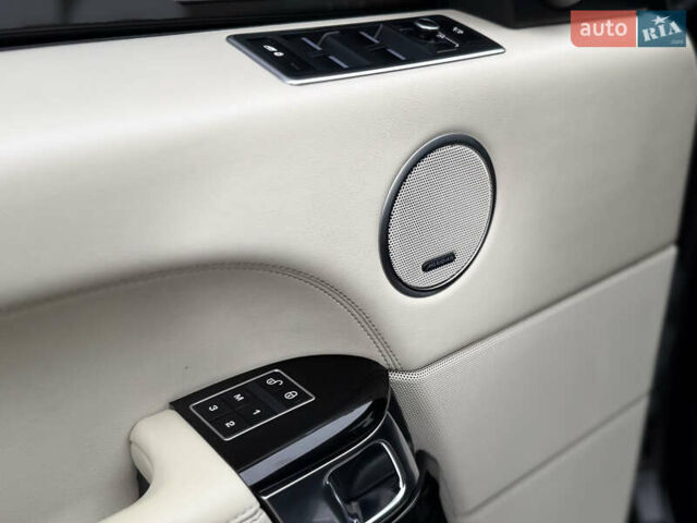 Черный Ленд Ровер Рендж Ровер, объемом двигателя 4.39 л и пробегом 200 тыс. км за 38900 $, фото 8 на Automoto.ua