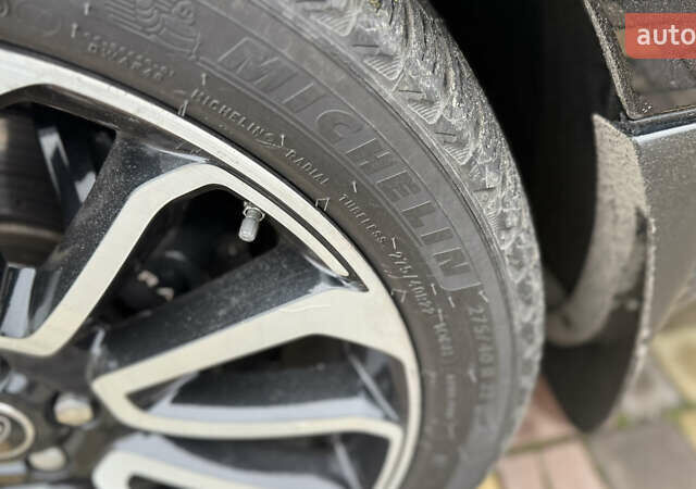 Черный Ленд Ровер Рендж Ровер, объемом двигателя 5 л и пробегом 150 тыс. км за 39800 $, фото 21 на Automoto.ua