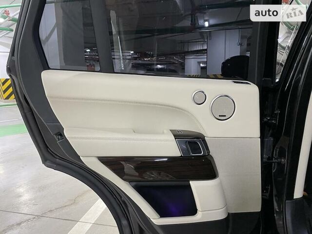 Черный Ленд Ровер Рендж Ровер, объемом двигателя 3 л и пробегом 220 тыс. км за 29900 $, фото 67 на Automoto.ua