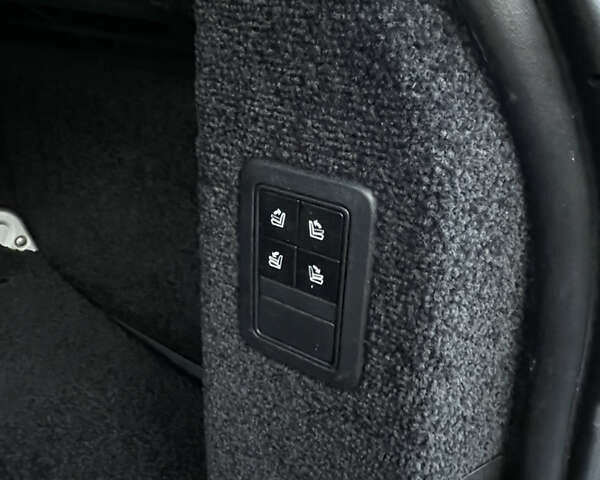 Чорний Ленд Ровер Рендж Ровер, об'ємом двигуна 5 л та пробігом 125 тис. км за 41000 $, фото 74 на Automoto.ua