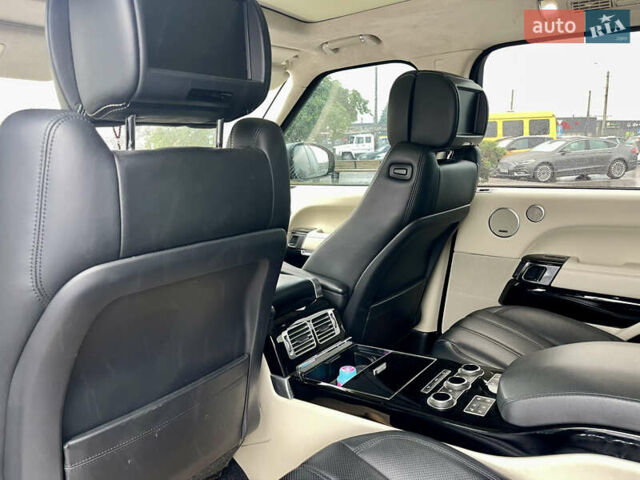 Чорний Ленд Ровер Рендж Ровер, об'ємом двигуна 5 л та пробігом 93 тис. км за 40000 $, фото 30 на Automoto.ua