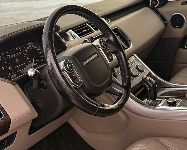 Чорний Ленд Ровер Рендж Ровер, об'ємом двигуна 2.99 л та пробігом 181 тис. км за 32000 $, фото 16 на Automoto.ua