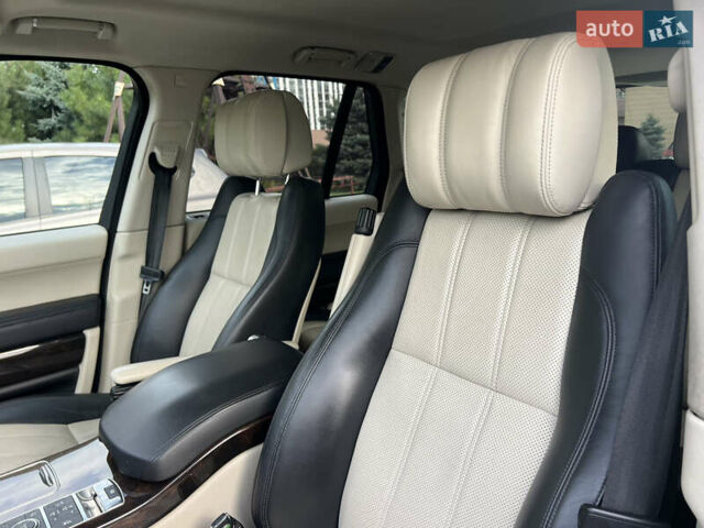 Чорний Ленд Ровер Рендж Ровер, об'ємом двигуна 4.37 л та пробігом 170 тис. км за 26900 $, фото 14 на Automoto.ua