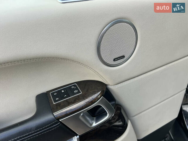 Черный Ленд Ровер Рендж Ровер, объемом двигателя 4.37 л и пробегом 178 тыс. км за 25900 $, фото 12 на Automoto.ua