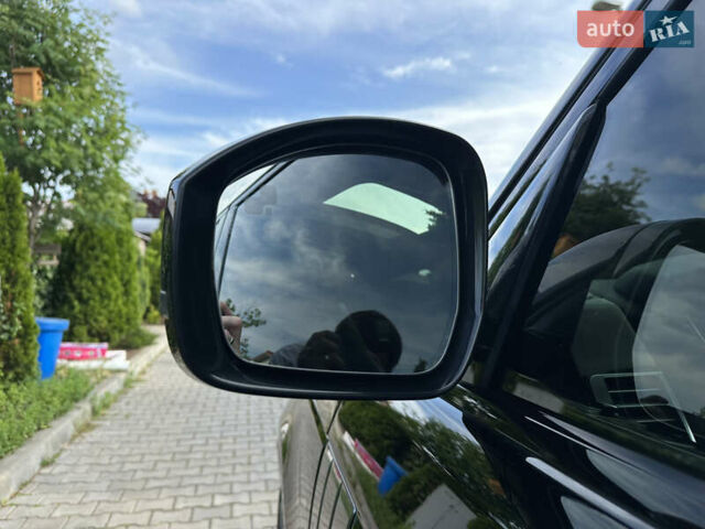 Чорний Ленд Ровер Рендж Ровер, об'ємом двигуна 5 л та пробігом 155 тис. км за 27500 $, фото 29 на Automoto.ua