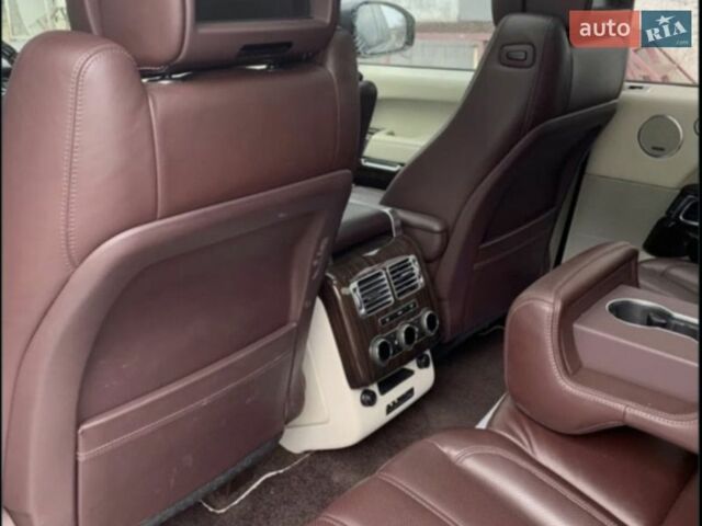Чорний Ленд Ровер Рендж Ровер, об'ємом двигуна 4.37 л та пробігом 240 тис. км за 39900 $, фото 12 на Automoto.ua