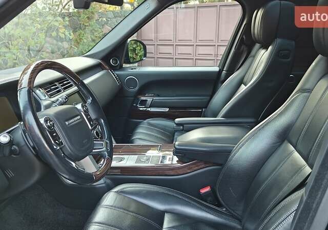 Черный Ленд Ровер Рендж Ровер, объемом двигателя 5 л и пробегом 137 тыс. км за 32000 $, фото 11 на Automoto.ua