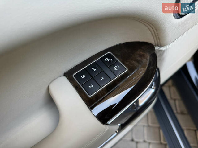 Ленд Ровер Рендж Ровер 2013 в Одессе на Automoto.ua Черный Ленд Ровер Рендж Ровер, объемом двигателя 4.4 л и пробегом 109 тыс. км за 44000 $, фото 18 на Automoto.ua