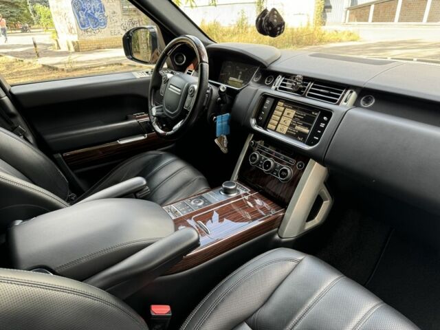 Чорний Ленд Ровер Рендж Ровер, об'ємом двигуна 5 л та пробігом 150 тис. км за 34999 $, фото 5 на Automoto.ua