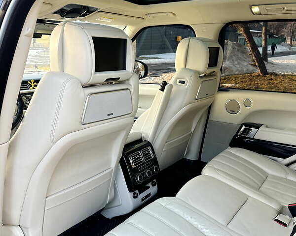 Чорний Ленд Ровер Рендж Ровер, об'ємом двигуна 5 л та пробігом 206 тис. км за 27800 $, фото 18 на Automoto.ua