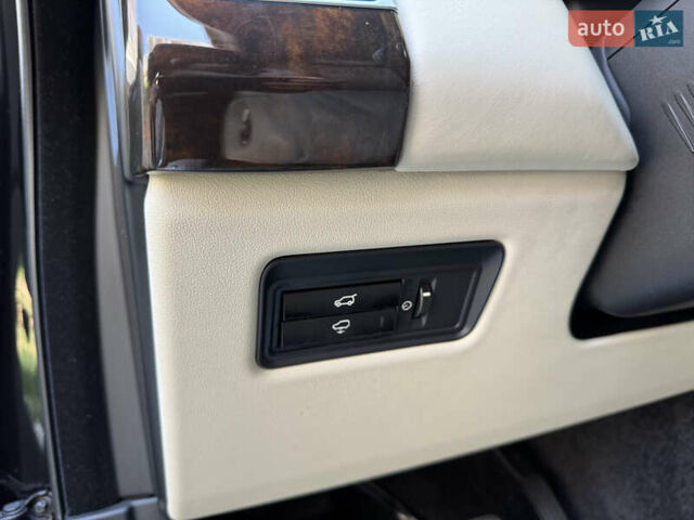 Ленд Ровер Рендж Ровер 2013 в Одессе на Automoto.ua Черный Ленд Ровер Рендж Ровер, объемом двигателя 4.4 л и пробегом 109 тыс. км за 44000 $, фото 20 на Automoto.ua