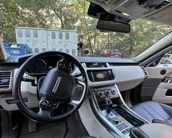 Черный Ленд Ровер Рендж Ровер, объемом двигателя 3 л и пробегом 110 тыс. км за 30000 $, фото 13 на Automoto.ua