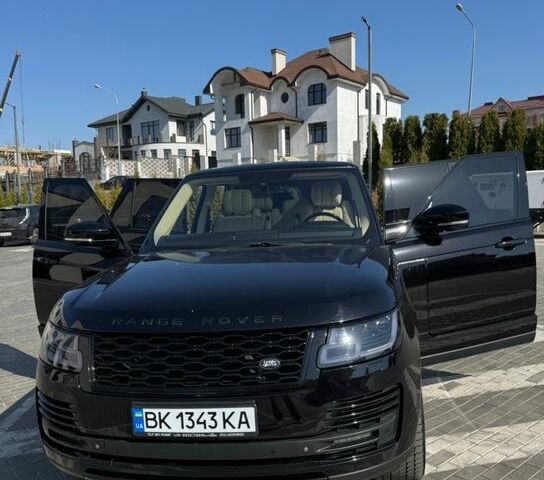 Чорний Ленд Ровер Рендж Ровер, об'ємом двигуна 5 л та пробігом 206 тис. км за 27900 $, фото 10 на Automoto.ua