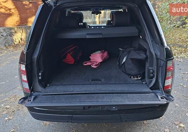 Черный Ленд Ровер Рендж Ровер, объемом двигателя 5 л и пробегом 137 тыс. км за 32000 $, фото 36 на Automoto.ua