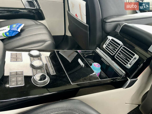 Чорний Ленд Ровер Рендж Ровер, об'ємом двигуна 5 л та пробігом 93 тис. км за 40000 $, фото 7 на Automoto.ua