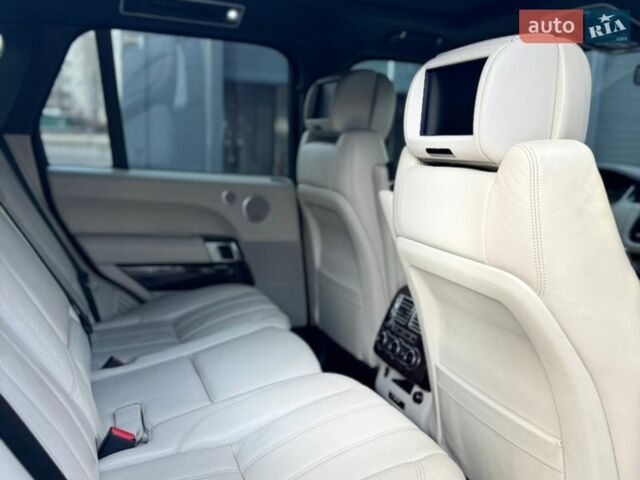 Чорний Ленд Ровер Рендж Ровер, об'ємом двигуна 5 л та пробігом 292 тис. км за 23500 $, фото 8 на Automoto.ua