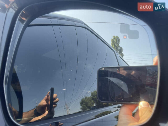 Черный Ленд Ровер Рендж Ровер, объемом двигателя 5 л и пробегом 200 тыс. км за 31000 $, фото 2 на Automoto.ua