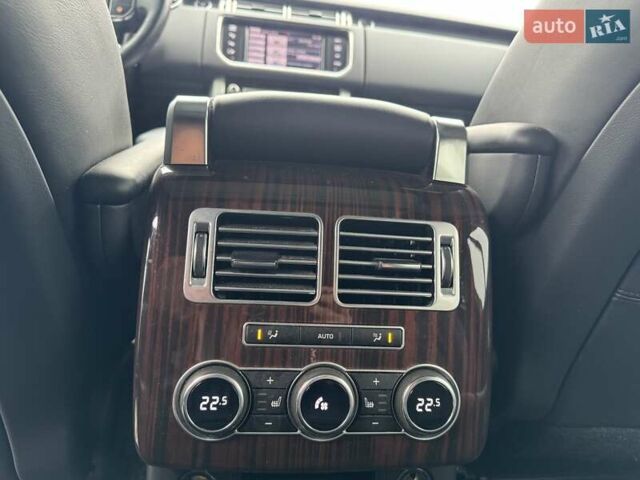 Черный Ленд Ровер Рендж Ровер, объемом двигателя 3 л и пробегом 183 тыс. км за 28900 $, фото 45 на Automoto.ua