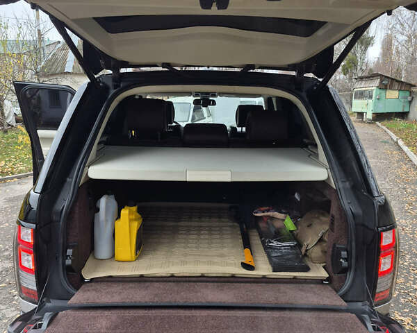 Чорний Ленд Ровер Рендж Ровер, об'ємом двигуна 5 л та пробігом 179 тис. км за 30000 $, фото 8 на Automoto.ua