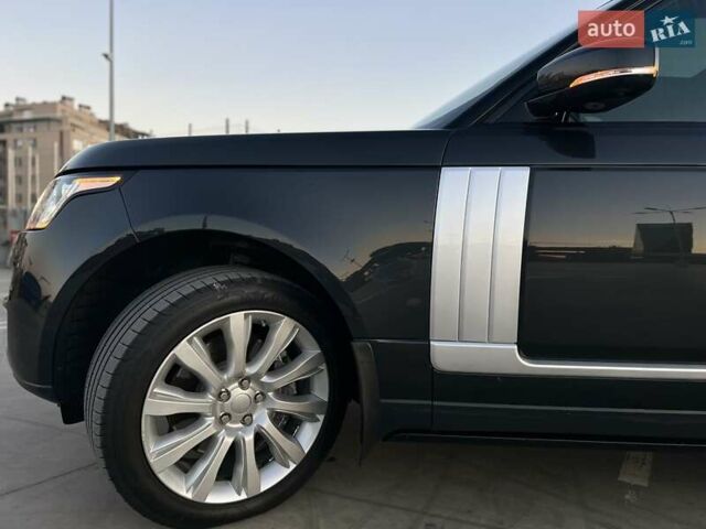 Чорний Ленд Ровер Рендж Ровер, об'ємом двигуна 5 л та пробігом 125 тис. км за 41000 $, фото 2 на Automoto.ua