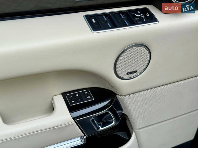 Чорний Ленд Ровер Рендж Ровер, об'ємом двигуна 4.4 л та пробігом 240 тис. км за 29500 $, фото 26 на Automoto.ua