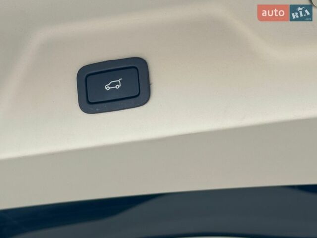 Черный Ленд Ровер Рендж Ровер, объемом двигателя 5 л и пробегом 52 тыс. км за 37800 $, фото 32 на Automoto.ua