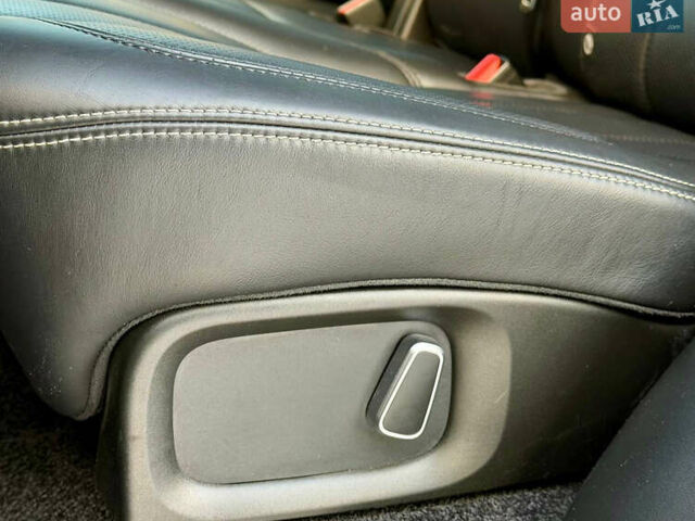 Черный Ленд Ровер Рендж Ровер, объемом двигателя 5 л и пробегом 240 тыс. км за 30900 $, фото 39 на Automoto.ua