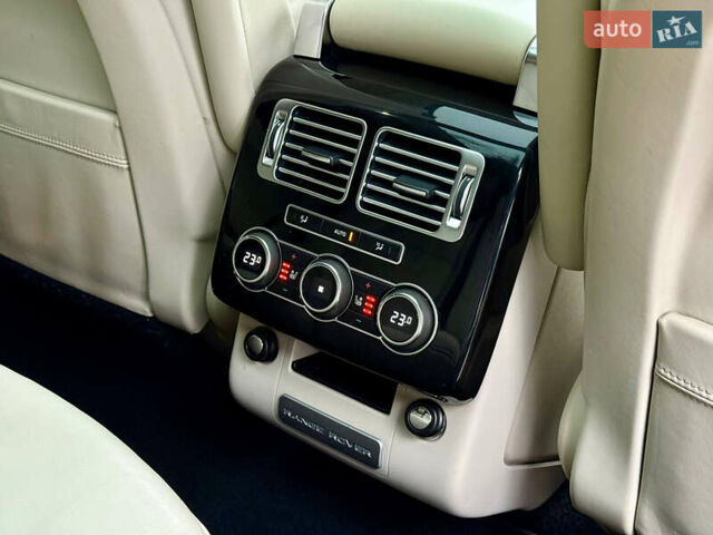 Черный Ленд Ровер Рендж Ровер, объемом двигателя 4.4 л и пробегом 240 тыс. км за 29500 $, фото 54 на Automoto.ua