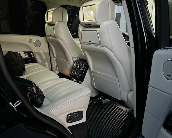 Чорний Ленд Ровер Рендж Ровер, об'ємом двигуна 5 л та пробігом 206 тис. км за 27800 $, фото 30 на Automoto.ua