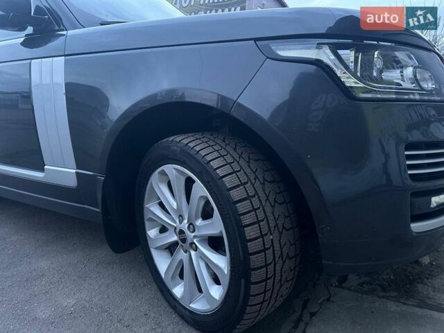 Чорний Ленд Ровер Рендж Ровер, об'ємом двигуна 4.37 л та пробігом 198 тис. км за 34000 $, фото 4 на Automoto.ua