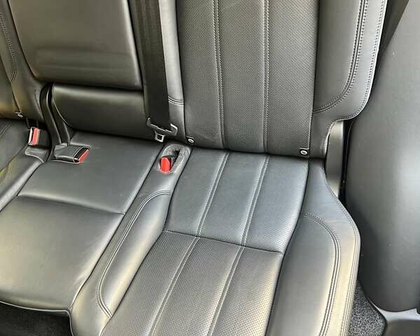 Черный Ленд Ровер Рендж Ровер, объемом двигателя 2.99 л и пробегом 137 тыс. км за 31000 $, фото 20 на Automoto.ua