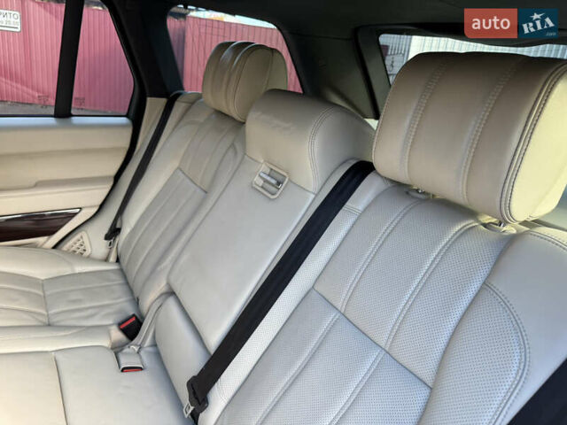 Чорний Ленд Ровер Рендж Ровер, об'ємом двигуна 4.4 л та пробігом 185 тис. км за 32500 $, фото 59 на Automoto.ua