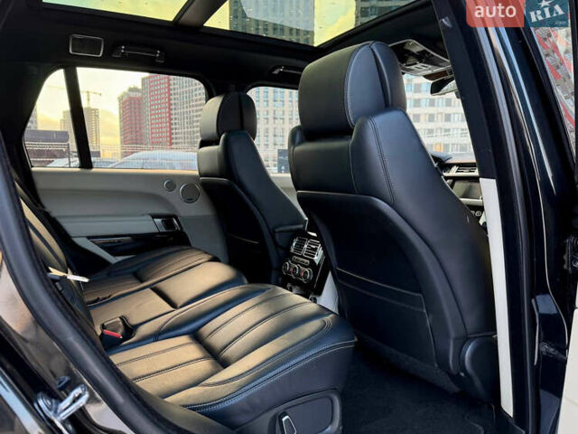 Черный Ленд Ровер Рендж Ровер, объемом двигателя 5 л и пробегом 240 тыс. км за 30900 $, фото 45 на Automoto.ua