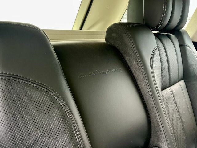 Черный Ленд Ровер Рендж Ровер, объемом двигателя 5 л и пробегом 98 тыс. км за 35000 $, фото 22 на Automoto.ua