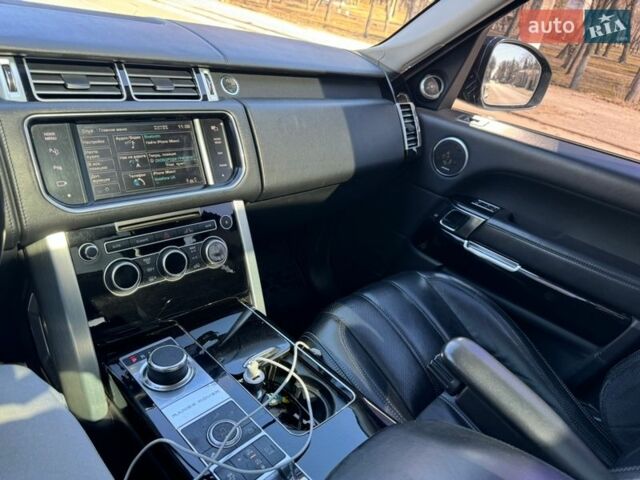 Чорний Ленд Ровер Рендж Ровер, об'ємом двигуна 4.37 л та пробігом 201 тис. км за 29500 $, фото 11 на Automoto.ua