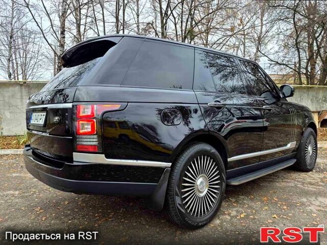 Чорний Ленд Ровер Рендж Ровер, об'ємом двигуна 5 л та пробігом 170 тис. км за 30000 $, фото 8 на Automoto.ua