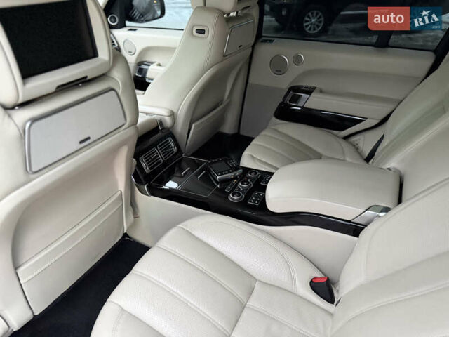 Чорний Ленд Ровер Рендж Ровер, об'ємом двигуна 5 л та пробігом 120 тис. км за 36500 $, фото 41 на Automoto.ua