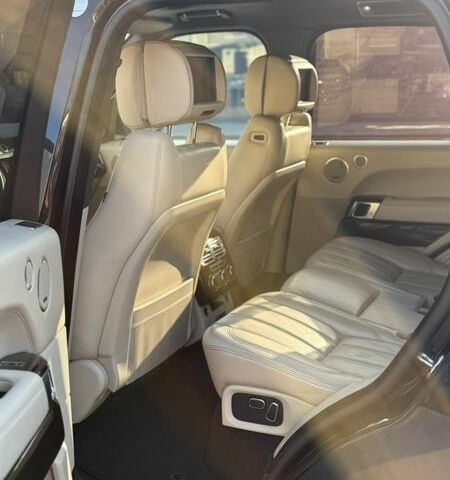 Чорний Ленд Ровер Рендж Ровер, об'ємом двигуна 5 л та пробігом 208 тис. км за 28000 $, фото 10 на Automoto.ua