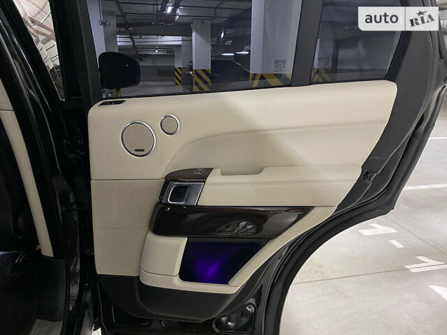 Черный Ленд Ровер Рендж Ровер, объемом двигателя 3 л и пробегом 220 тыс. км за 29900 $, фото 79 на Automoto.ua