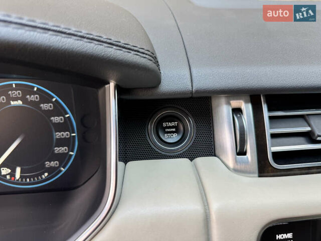 Ленд Ровер Рендж Ровер 2013 в Одессе на Automoto.ua Черный Ленд Ровер Рендж Ровер, объемом двигателя 4.4 л и пробегом 109 тыс. км за 44000 $, фото 24 на Automoto.ua