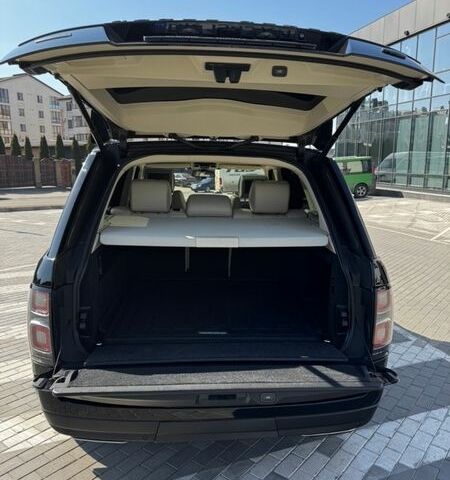 Чорний Ленд Ровер Рендж Ровер, об'ємом двигуна 5 л та пробігом 206 тис. км за 27900 $, фото 14 на Automoto.ua