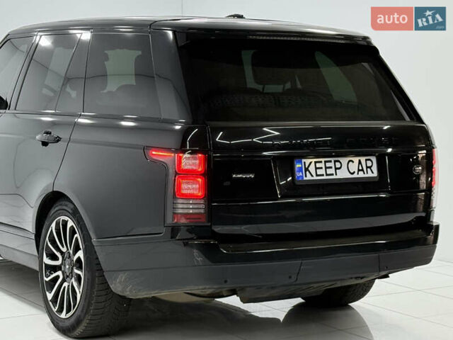 Чорний Ленд Ровер Рендж Ровер, об'ємом двигуна 4.37 л та пробігом 216 тис. км за 27500 $, фото 13 на Automoto.ua