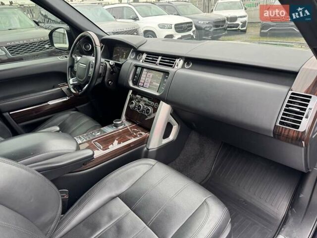 Черный Ленд Ровер Рендж Ровер, объемом двигателя 3 л и пробегом 183 тыс. км за 28900 $, фото 24 на Automoto.ua