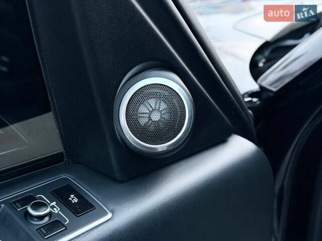 Черный Ленд Ровер Рендж Ровер, объемом двигателя 4.37 л и пробегом 207 тыс. км за 31500 $, фото 39 на Automoto.ua