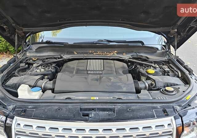 Черный Ленд Ровер Рендж Ровер, объемом двигателя 5 л и пробегом 137 тыс. км за 32000 $, фото 41 на Automoto.ua