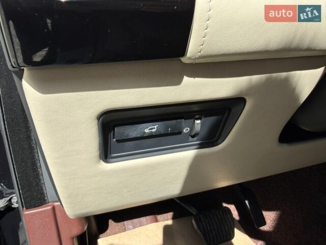 Чорний Ленд Ровер Рендж Ровер, об'ємом двигуна 2.99 л та пробігом 170 тис. км за 37000 $, фото 35 на Automoto.ua